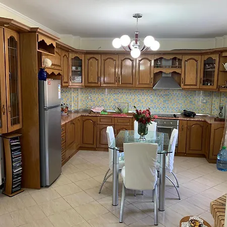 Pasho's House Darezeze e Re