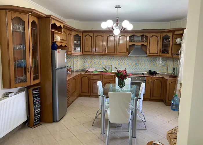 Pasho's House Darezeze e Re